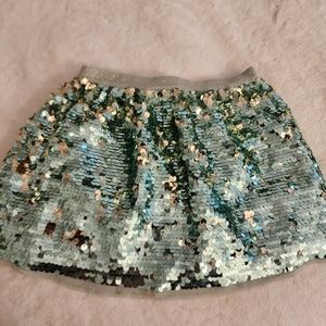 Size 3-4T sequence green/teal skirt